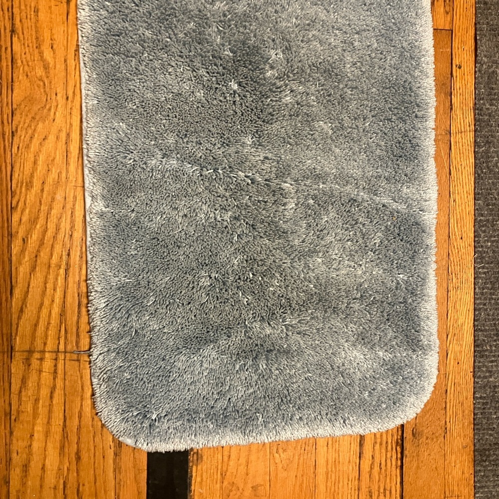 Light Blue Flufft Bathmat